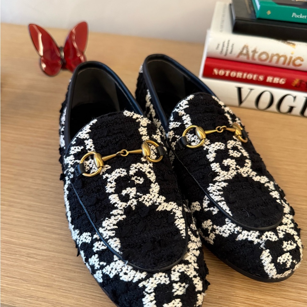 GUCCI Jordaan tweed loafers - Picture 2 of 5